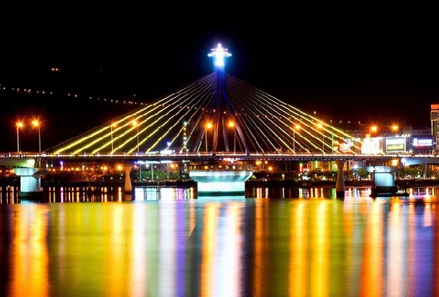 cầu sông Hàn Đà Nẵng